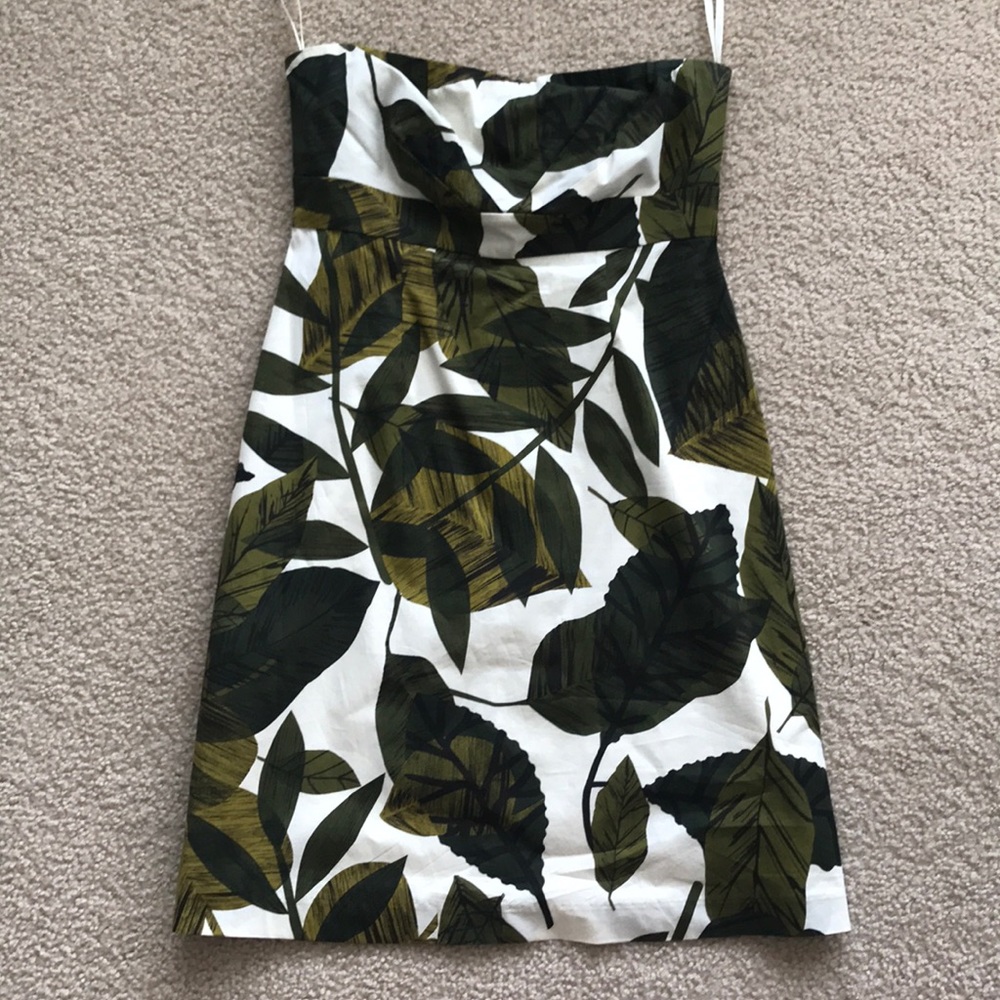 size 6 Tube Strapless dress from New York and co.